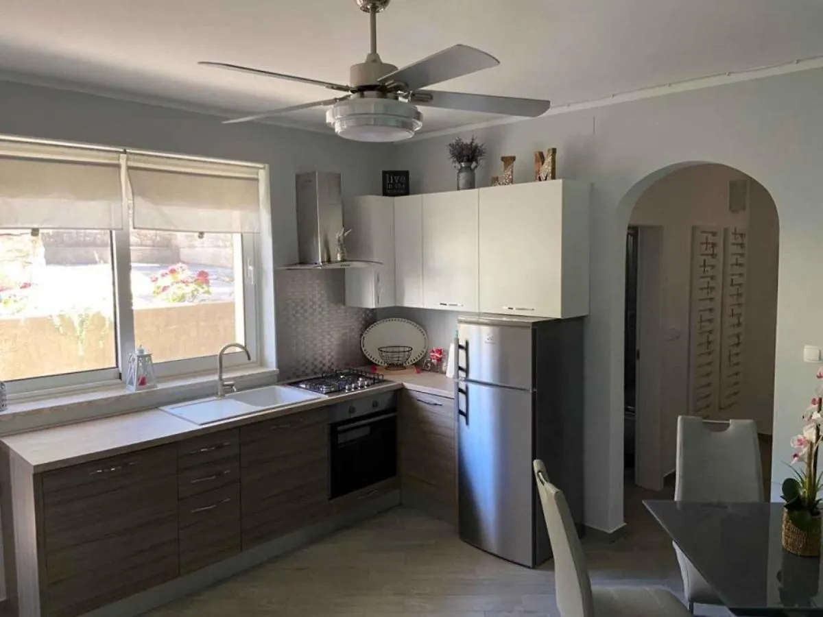 Apartments In Jadranovo 41865 Chorvatsko
